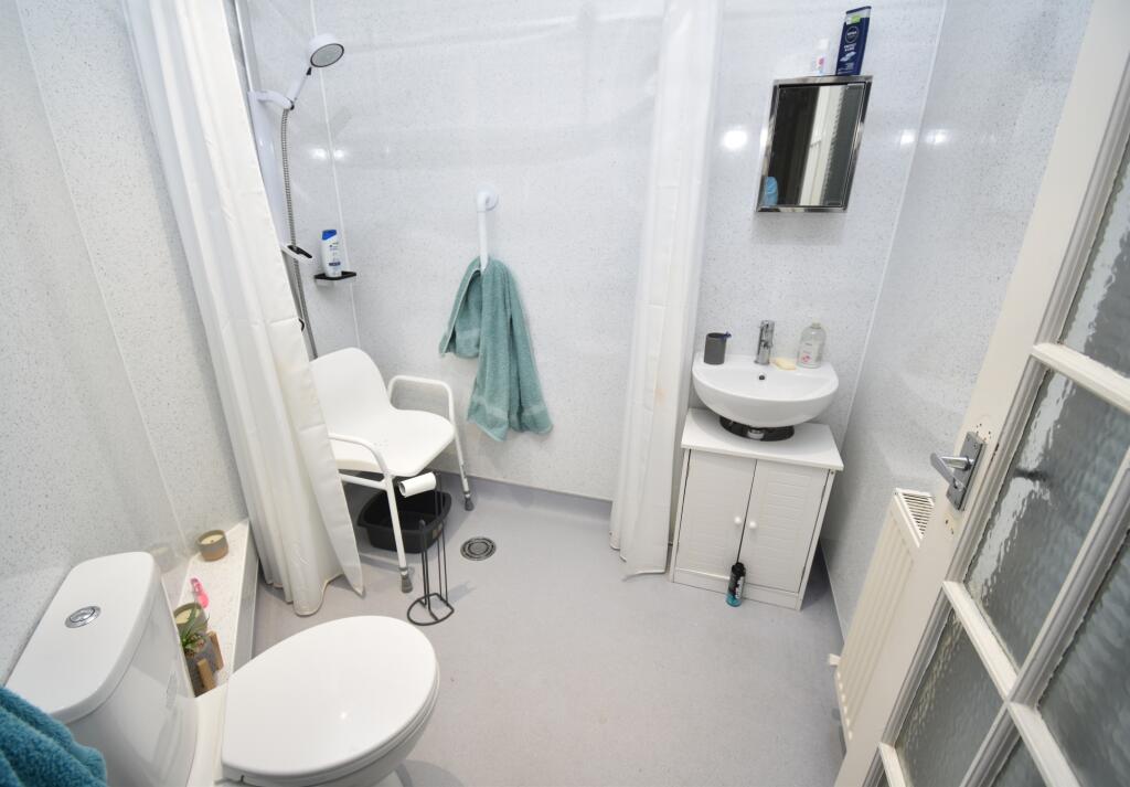Apartment in Gourock PA19 1NJ, Inverclyde - View 5
