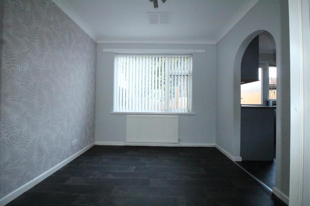 House in Kirklees, West Yorkshire - View 4