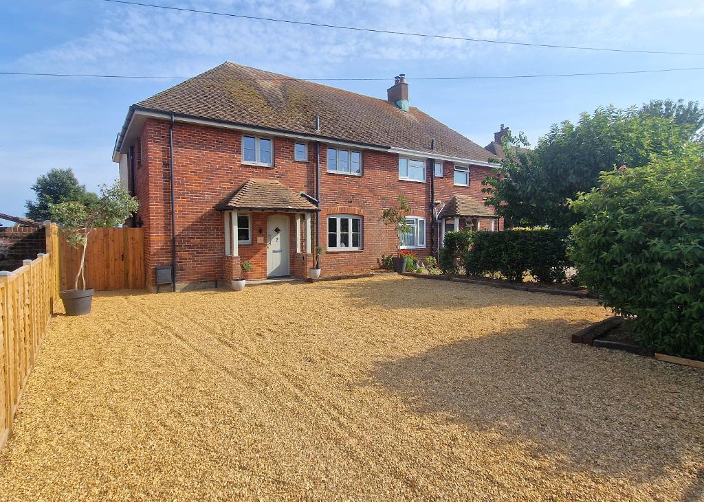Main image of property: Howgate Road, Bembridge, Isle of Wight, PO35 5QP