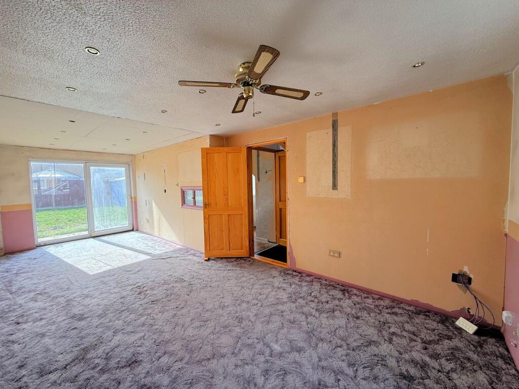Ullswater Close, Biggleswade, SG18 photo 4