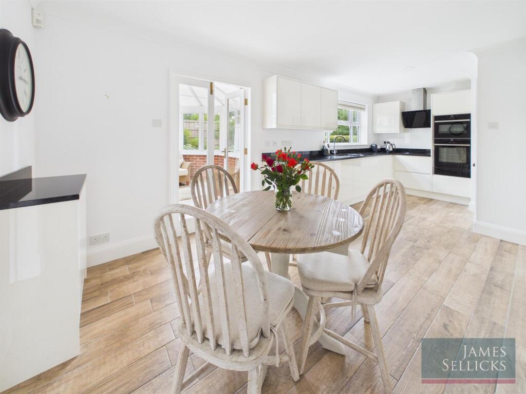 Holt House, Slawston, Market Harborough photo 2