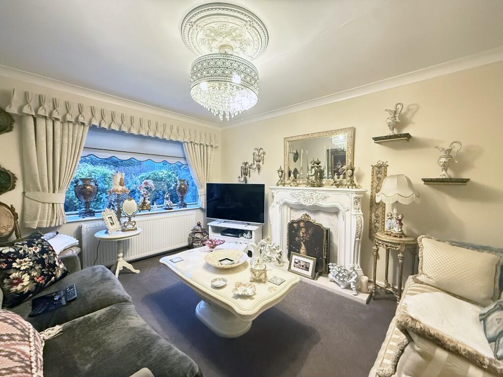 Lisian, Rock Hill, Castleford, West Yorkshire, WF10 photo 3