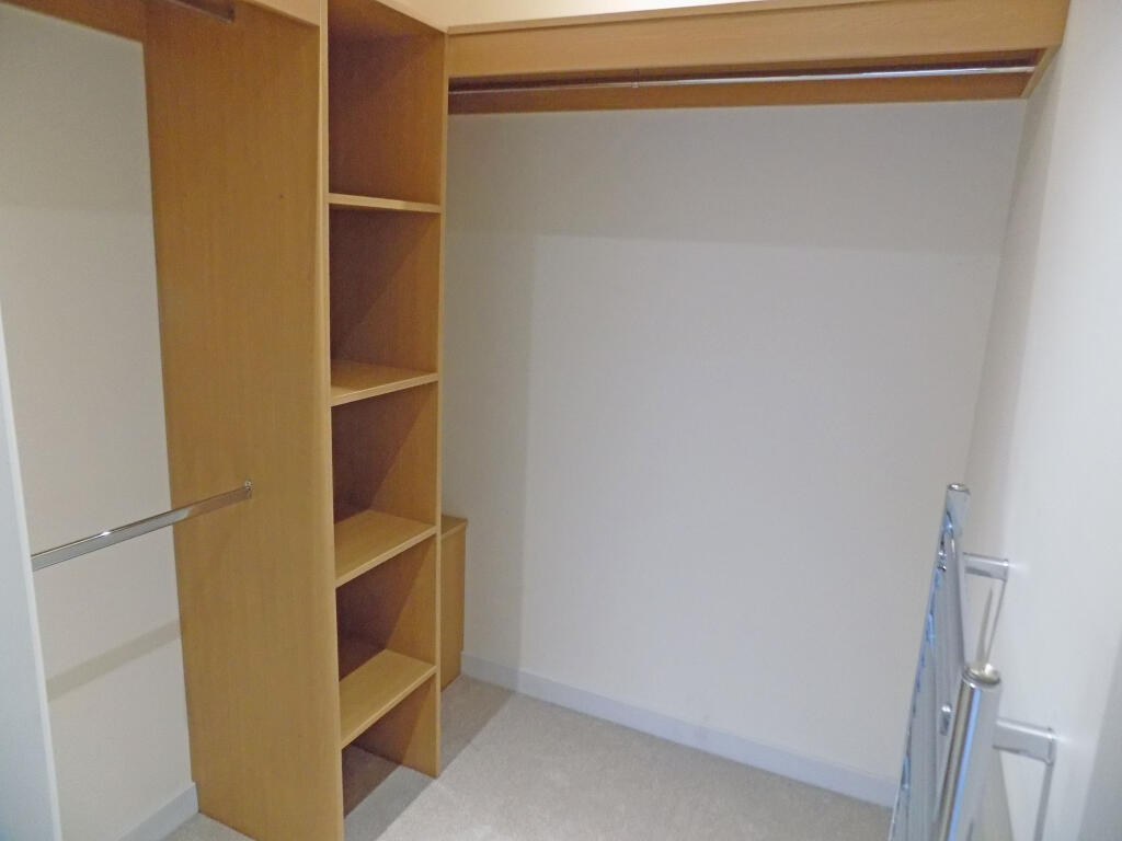 28 Grove Court  photo 5