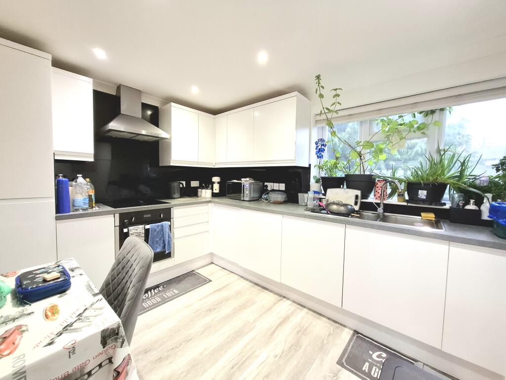 Main image of property: School Row, HEMEL HEMPSTEAD