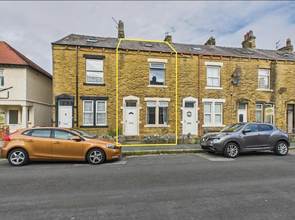 Studio flat on Granville Road, Heysham, Morecambe, Lancashire, LA3 1EB, £115,000