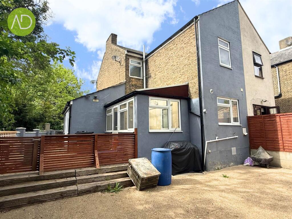 Main image of property: Burford Street, Hoddesdon