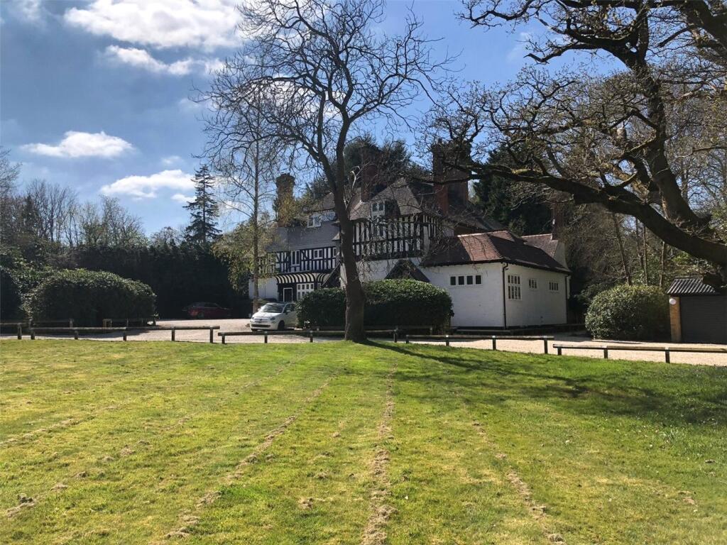 New Place, London Road, Sunningdale, Ascot, SL5 photo 4