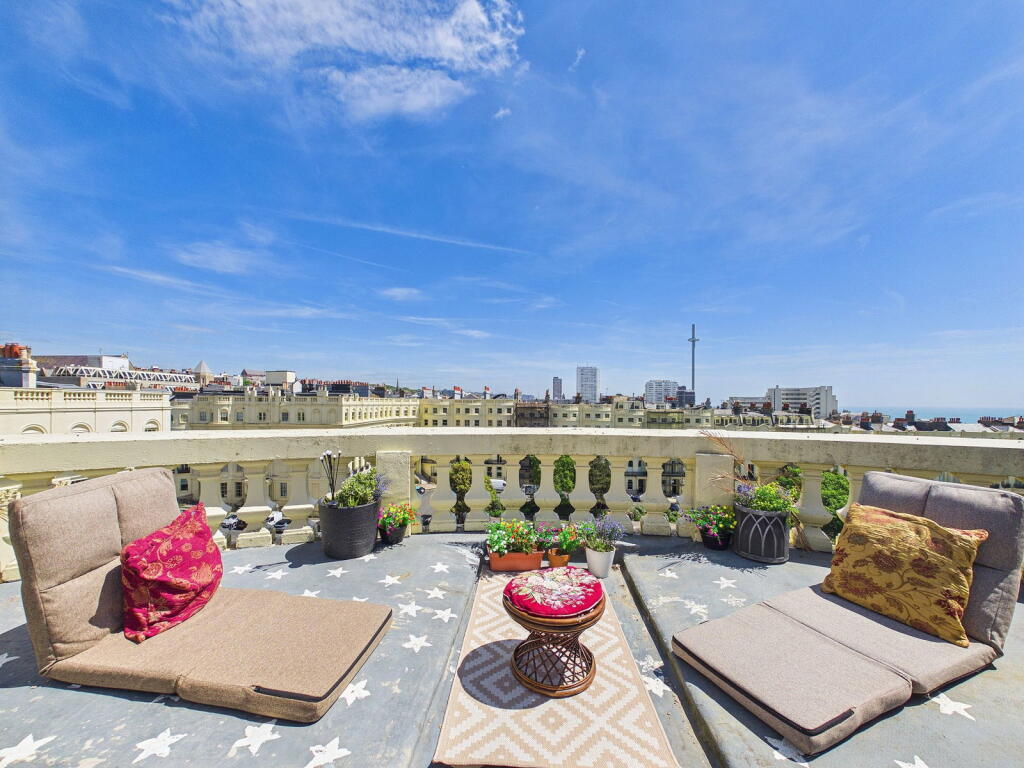 Brunswick Square, Hove, BN3 1ED photo 5