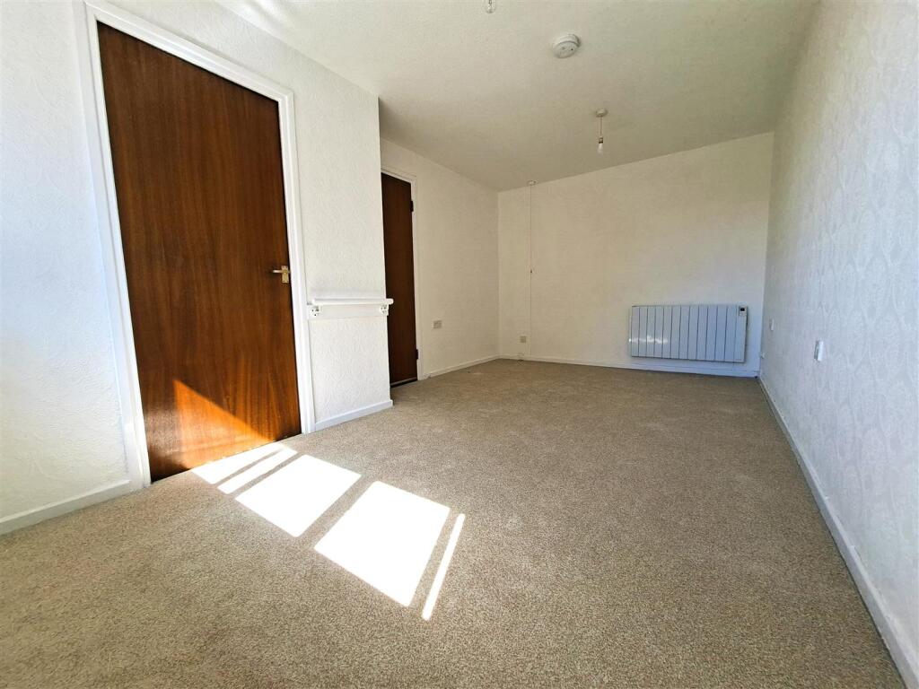 Apartment in Birmingham - View 3
