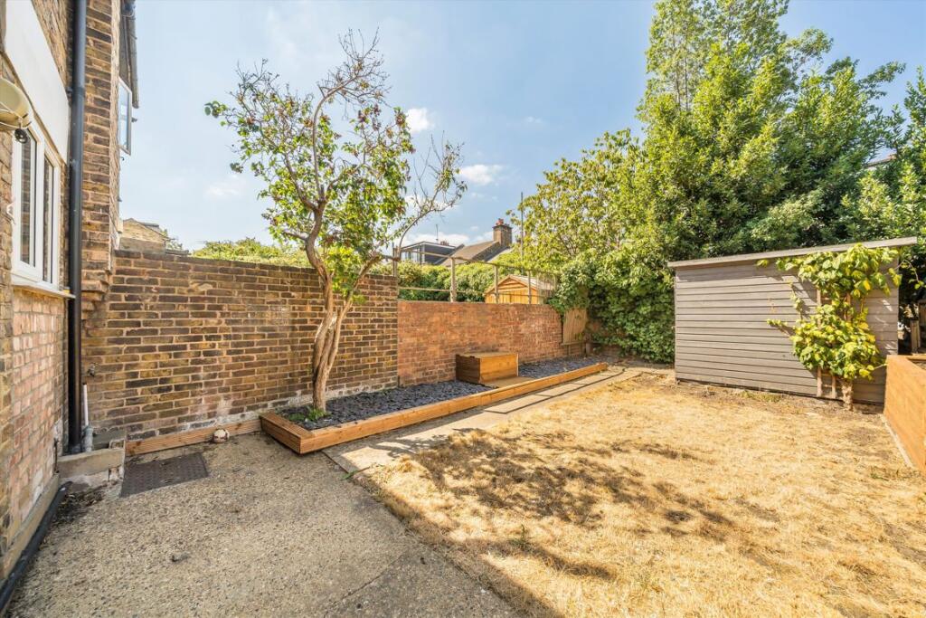 House in London - View 4