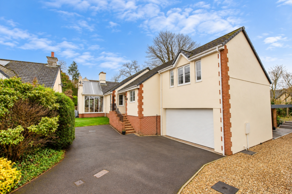 House in Bodmin, Cornwall - View 2
