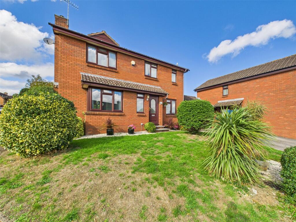 Main image of property: Fox Close, Stroud, Gloucestershire, GL5