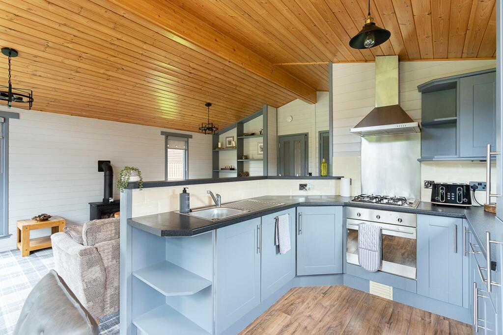 Kenmore Mains of Taymouth estate Pitch : TMTM01004, Aberfeldy, PH15 2HN photo 4