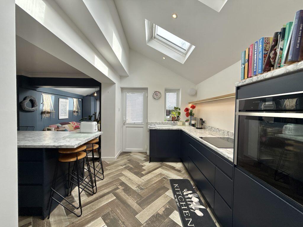 The Avenue, Yeovil, Somerset, BA21 photo 4