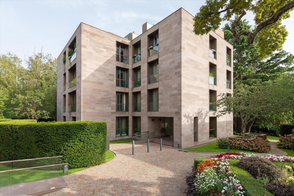 Main image of property: Hampstead Lane, London, N6