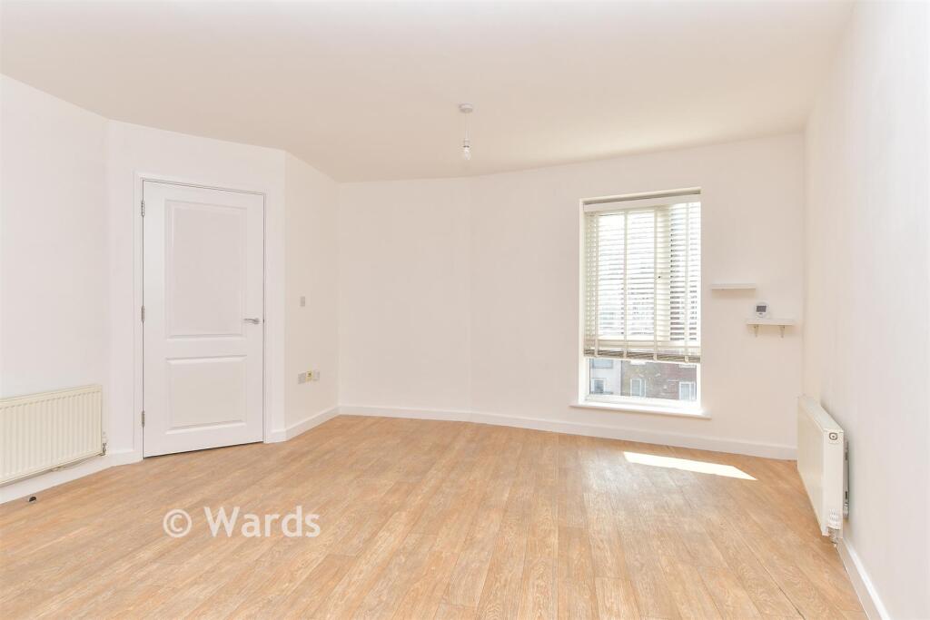 Main image of property: High Street, Rochester, Kent