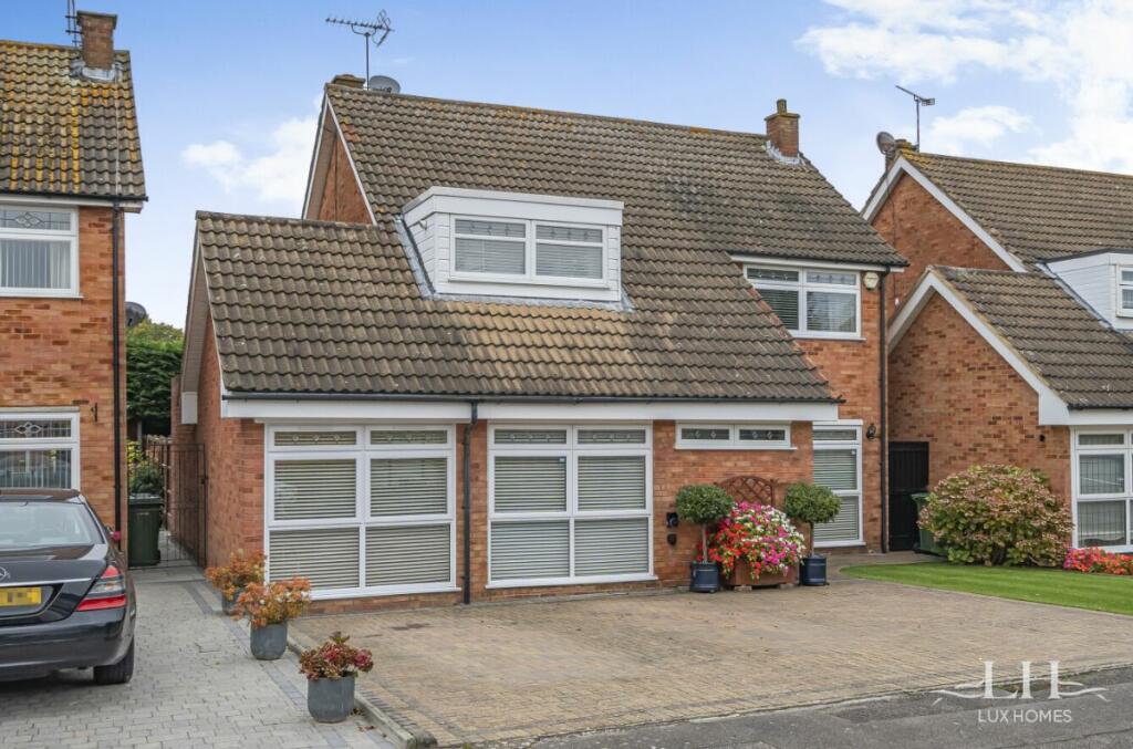 Main image of property: Romney Chase, Hornchurch