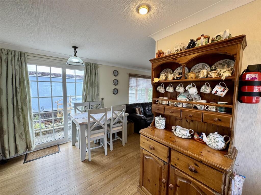 Severn Bridge Park Homes, Beachley, Chepstow photo 5