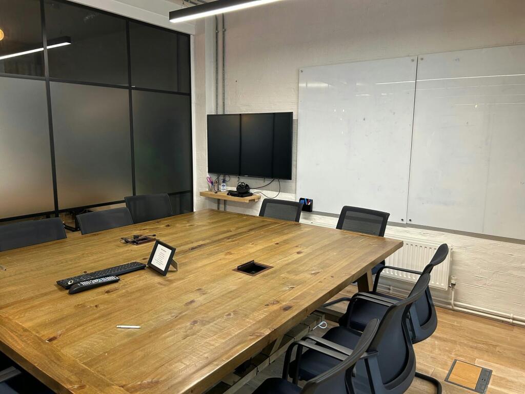 Meeting room 2.jpg