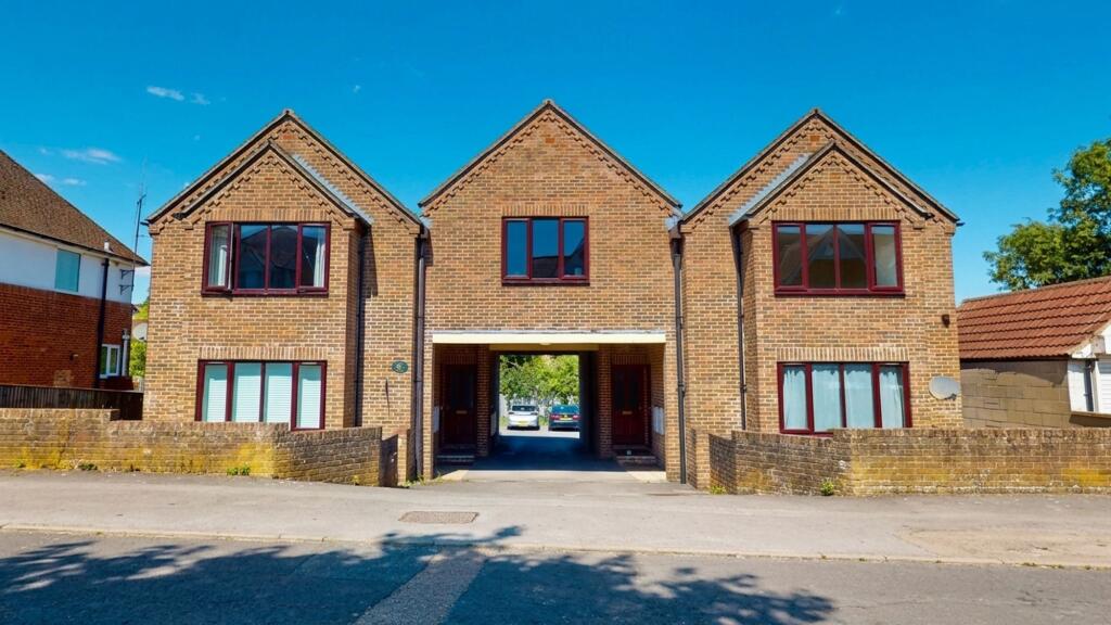 Main image of property: Kenville Road, Kennington, OX1