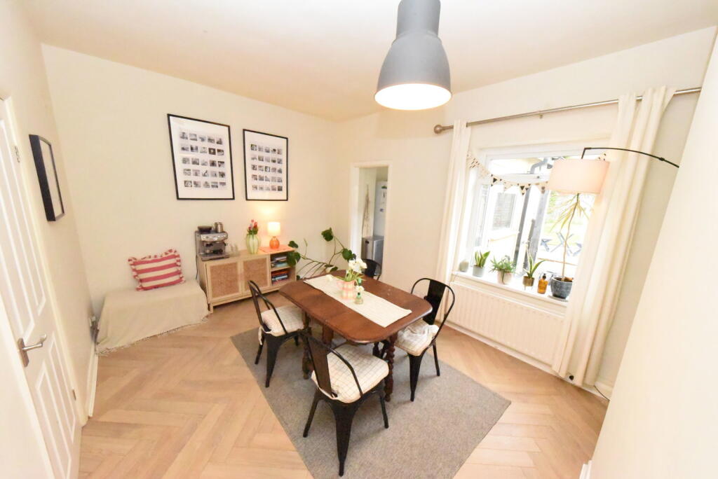 House in Birmingham, Cotteridge - View 2
