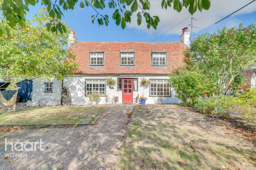 2-bed house on The Street, Feering, £500,000