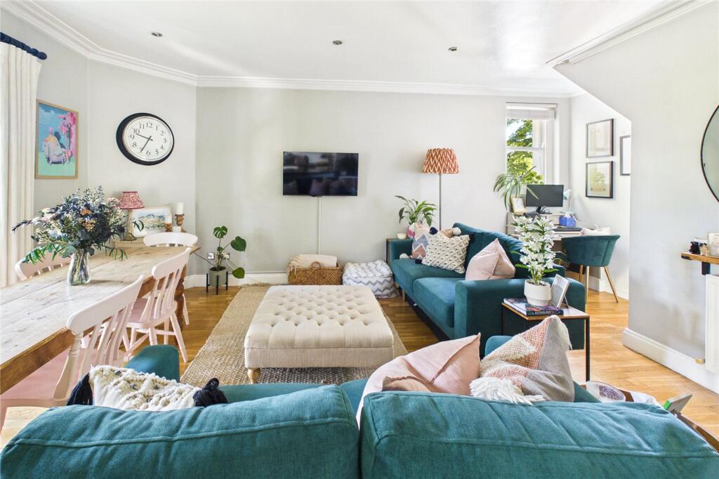 Main image of property: Streatham High Road, London, SW16