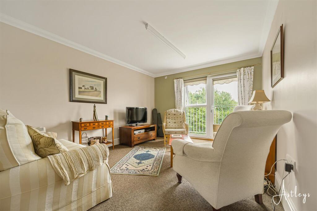 Main image of property: Clyne Common, Swansea
