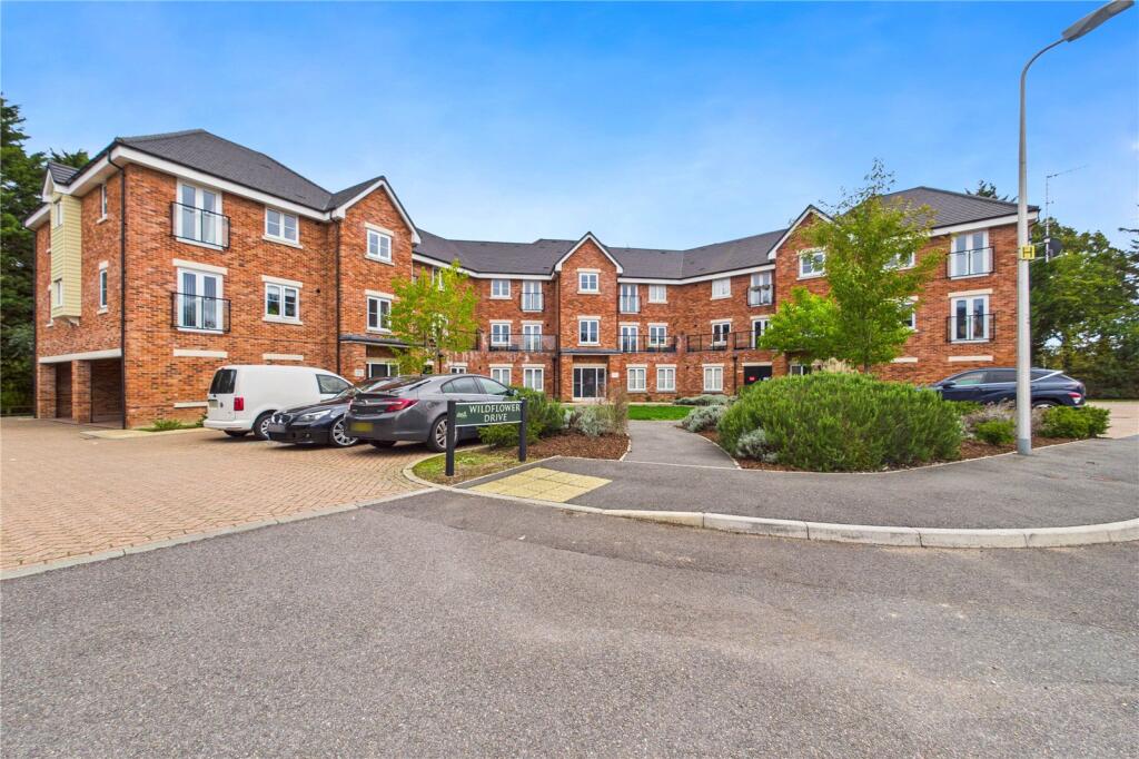 Main image of property: Wildflower Drive, Calcot, Reading, Berkshire, RG31