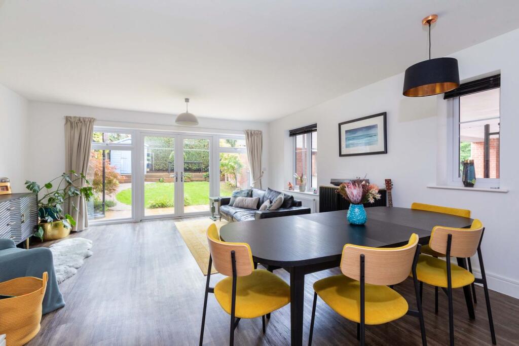 House in Slough, Windsor and Maidenhead - View 4