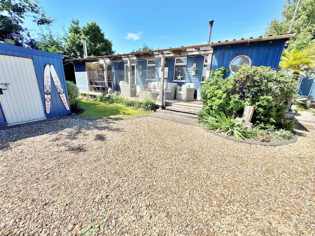 Main image of property: Humberston Fitties, Humberston, Grimsby, N.E. Lincs, DN36 4HD