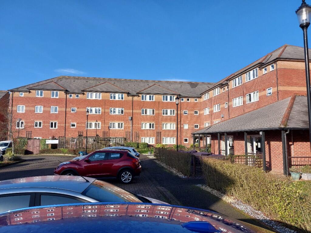 Main image of property: Epperstone Court, Nottingham, Nottinghamshire, NG2