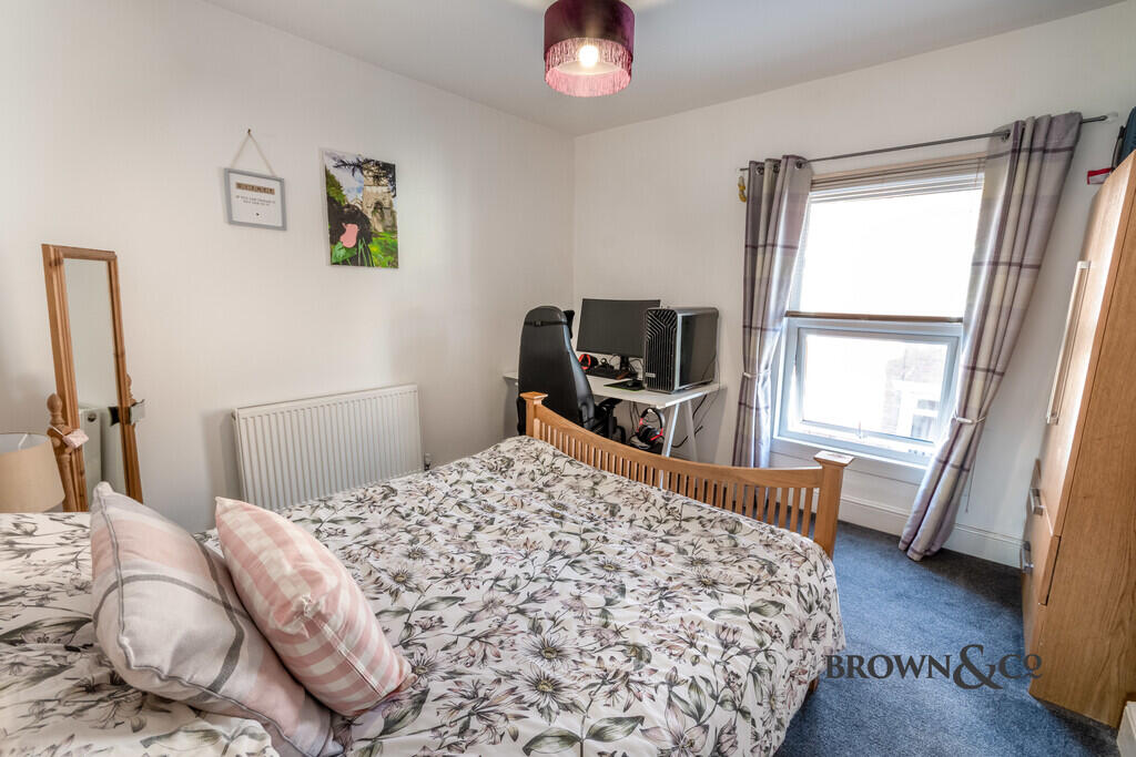 House in Bassetlaw, Nottinghamshire - More