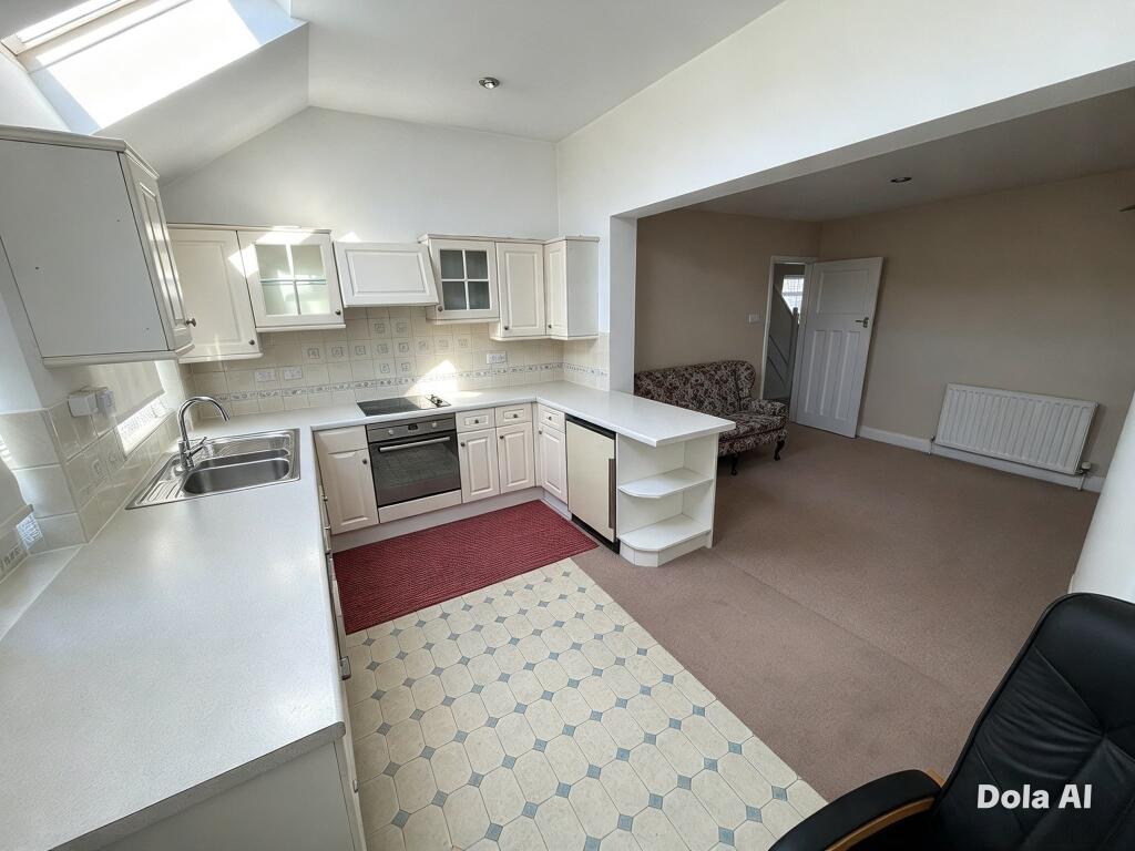 House in Twickenham - View 4