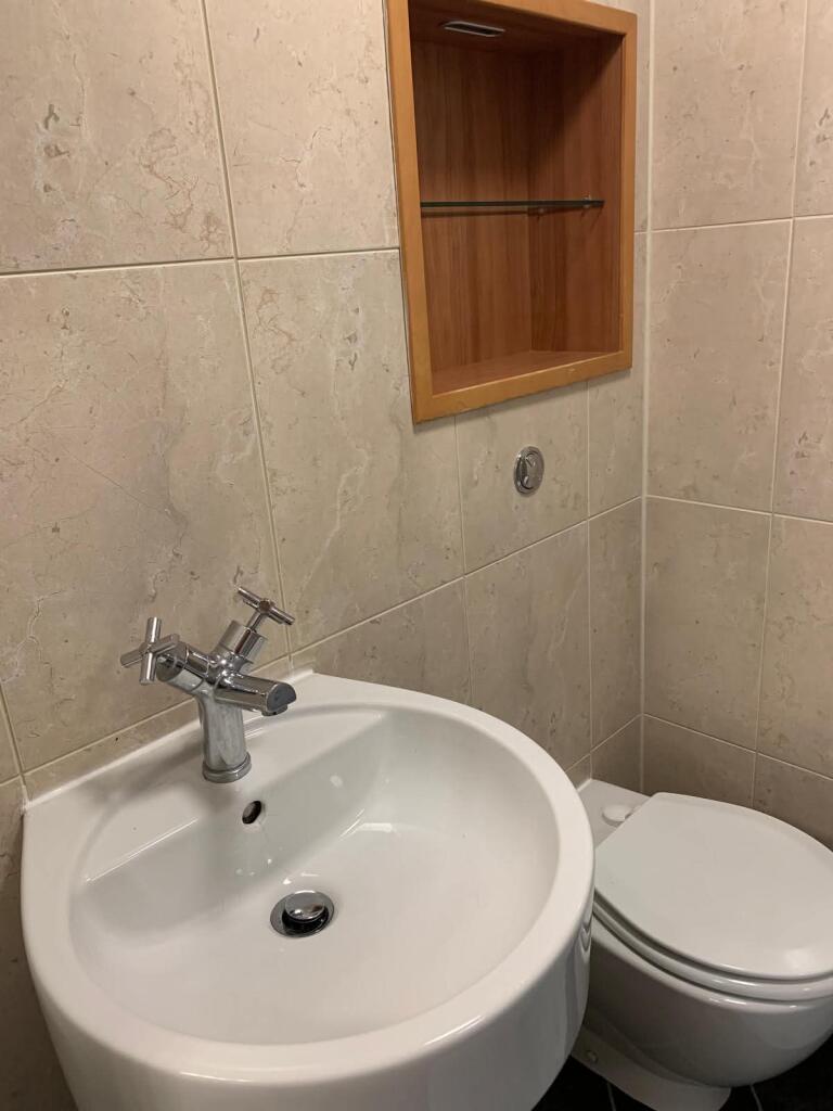 Apartment in Newcastle upon Tyne - View 3