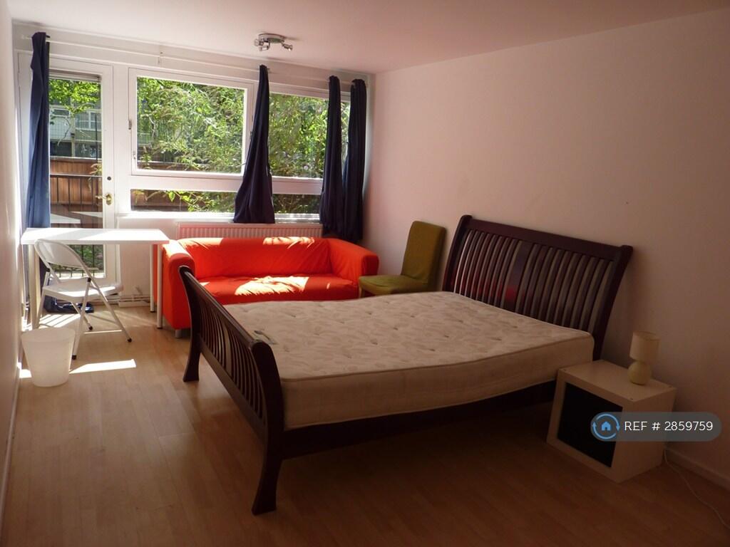 3 bedroom maisonette for rent