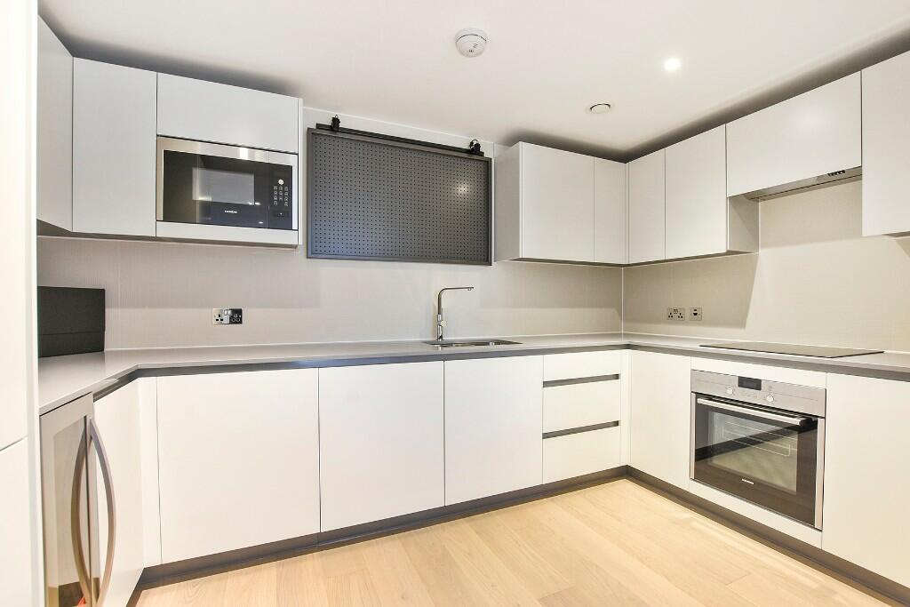 Main image of property: Wharf Road, London, N1
