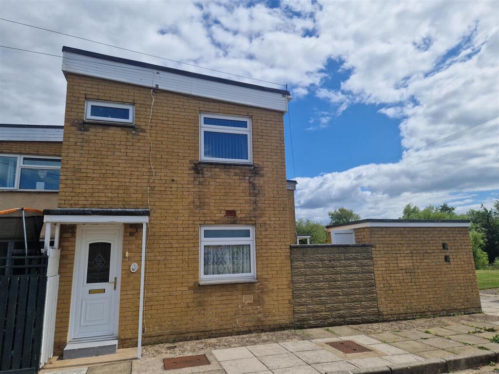 Main image of property: Pwll-Y-Waun, Porthcawl