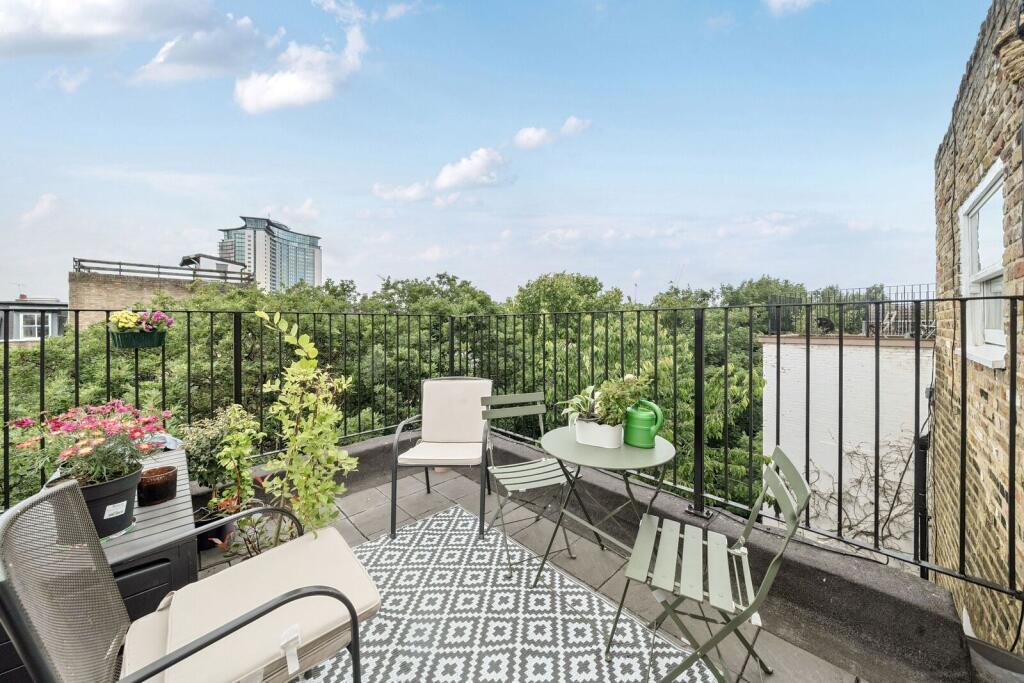 Apartment in London - More