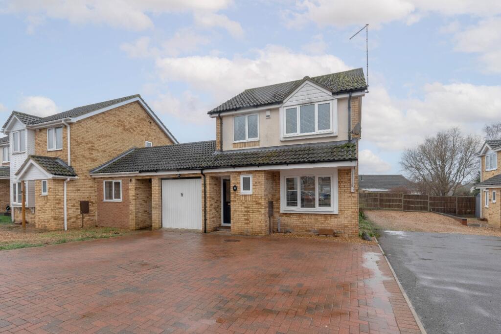 Main image of property: Hillfield, Alconbury, Huntingdon, Cambridgeshire, PE28 4WA
