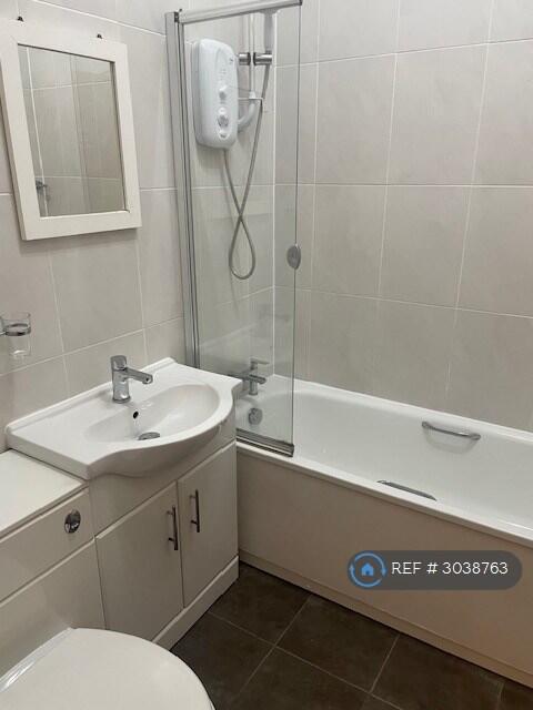 Apartment in Glasgow - View 5