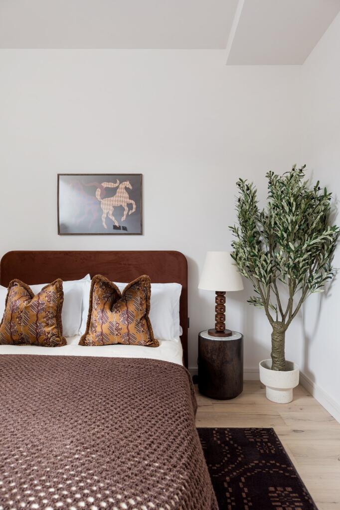 Apartment in London - View 3