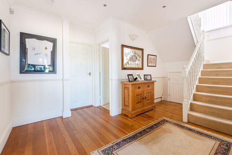 House in Torquay - More