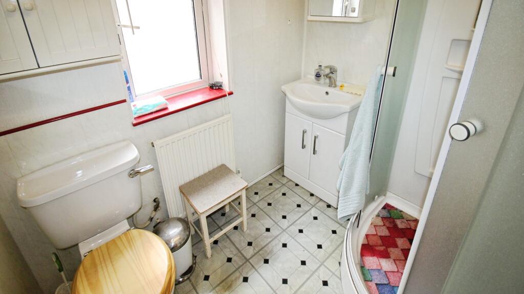 House in Grimsby, Weelsby - View 5