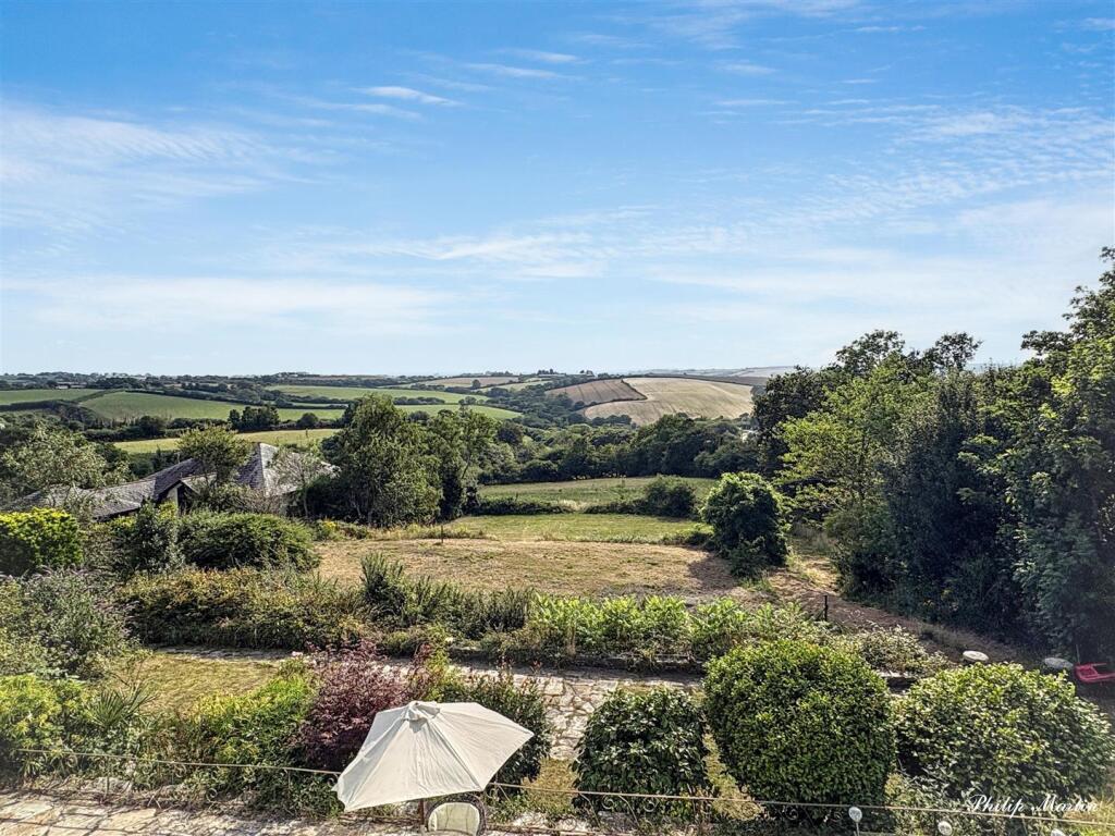 House in Truro - View 4