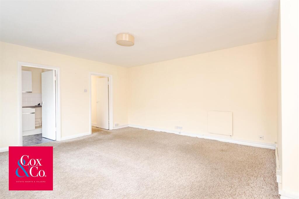 Apartment in Brighton - View 2