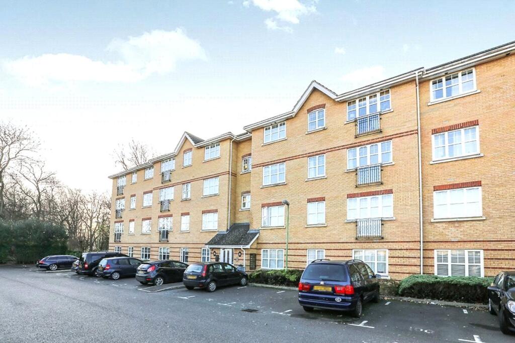 Main image of property: Aylward Drive, Stevenage, Hertfordshire, SG2