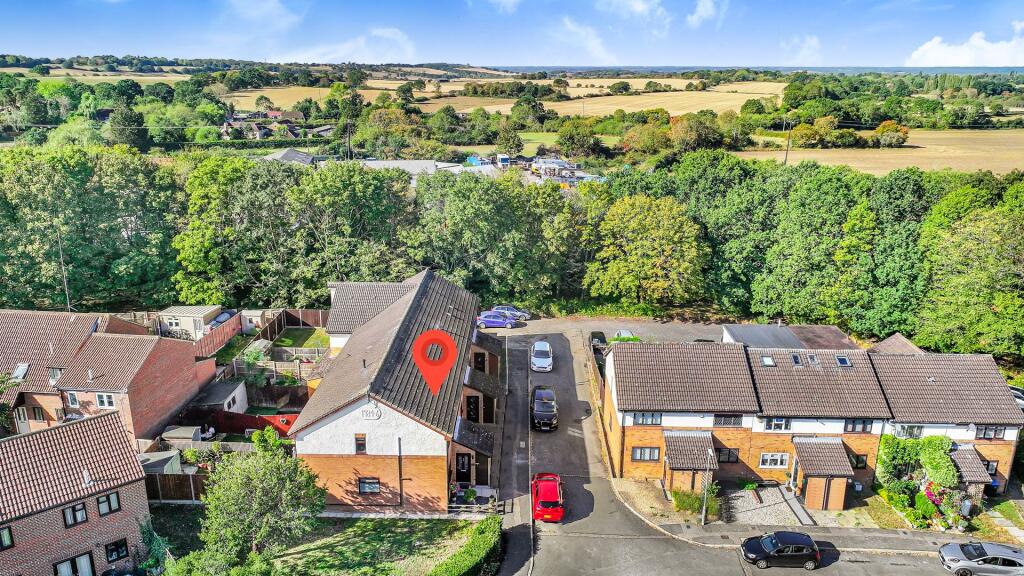 House in Harlow, Sumners - View 3