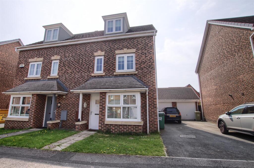 Main image of property: Hilden Park, Ingleby Barwick