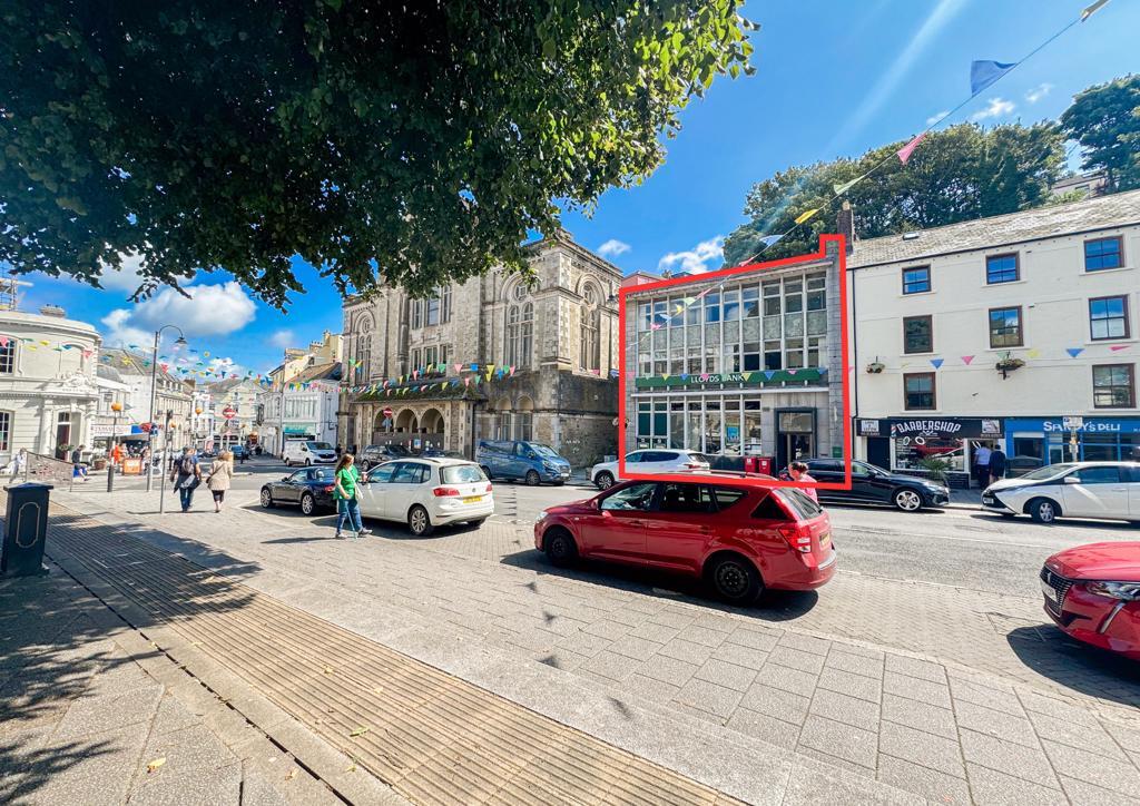Main image of property: Killigrew Street, Falmouth, Cornwall, TR11 3RA